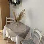 Mary's Stómion