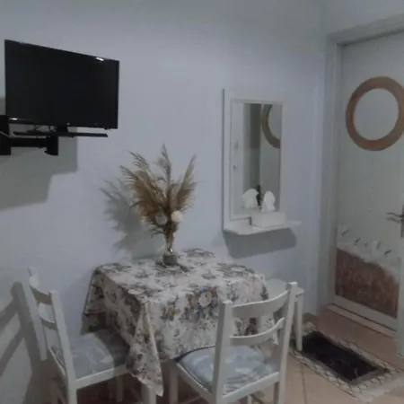 Mary's Apartamento Stómion