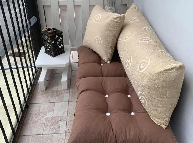 Mary's 公寓 Stómion